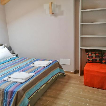 Fiordaelisa Apartment Монфорте-д'Альба Экстерьер фото